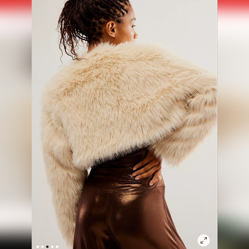 NWT FREE PEOPLE Chic Faux Fur Cream Martini Bolero Jacket